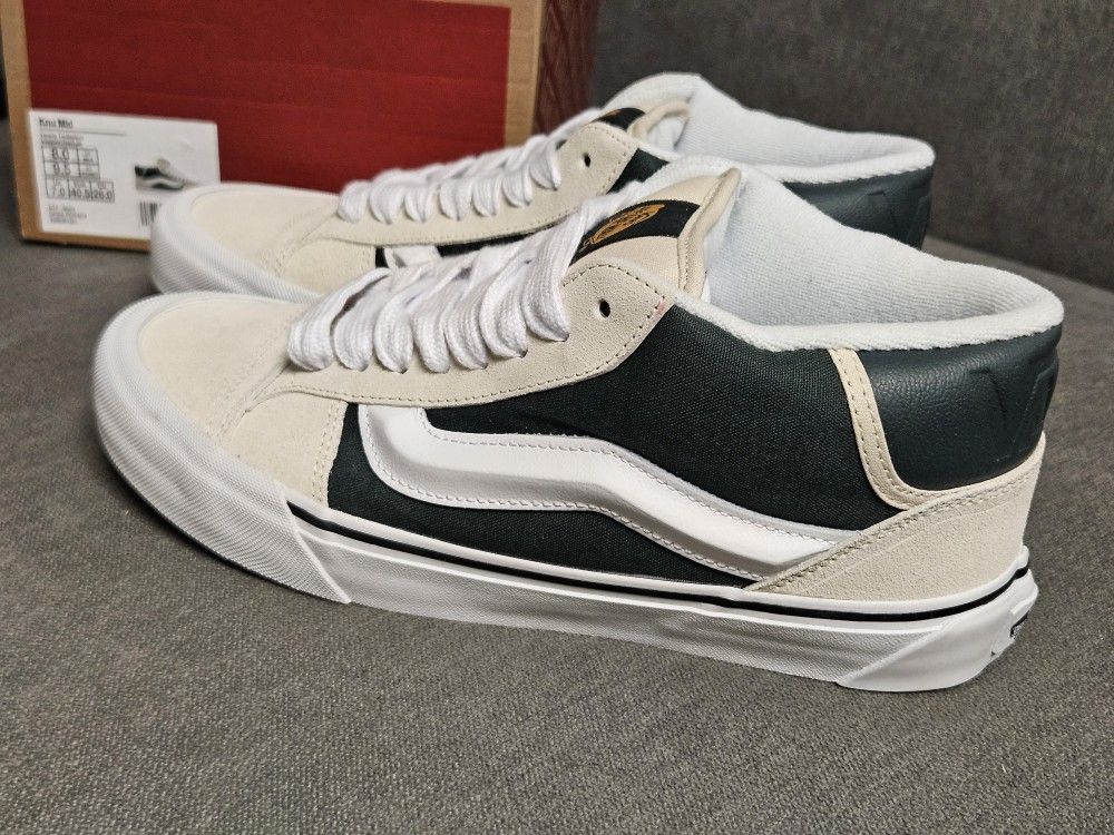 Vans Knu Mid Varsity Turtledove Sneakers – Men’s 8 / Women’s 9.5