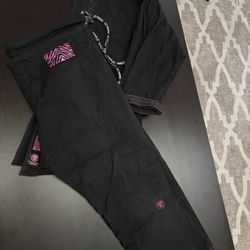 TATAMI BLACK AND PINK FOR KIDS 