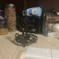  Paper Towel Holder 