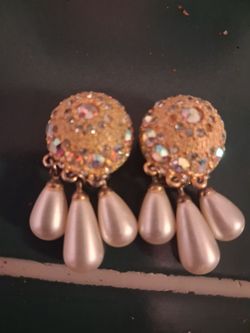 Rhinestone and Pearl earrings