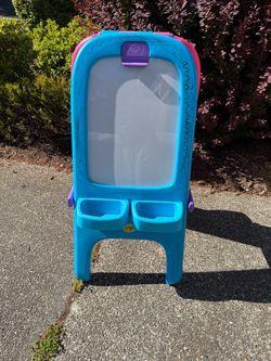 Crayola Kids Art Easel