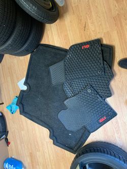 11-14 Volkswagen GLI Floor mats and trunk mat