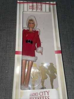 Radio City Entertainment Rockettes Doll Fur Trim Special Edition Opened