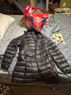 Ladies Wantdo Black Puffy Jacket