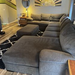 Large sectional 