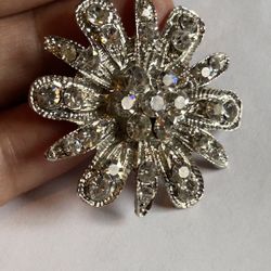 Vintage Rhinestone Brooch 