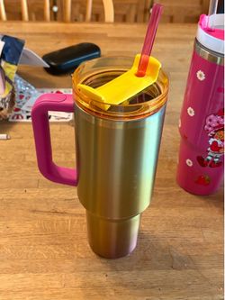 Stanley x Starbucks 40oz Quencher Flowstate