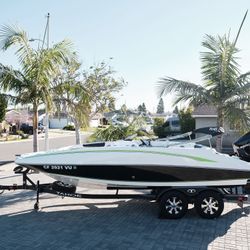 2021 Tahoe 2150 Deck Boat