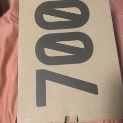 Yeezy 700 V3