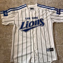 Authentic NEPOS Korean Baseball League Lions Jersey Size Medium, Not Ohtani, Darvish