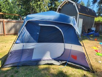 Camping tent