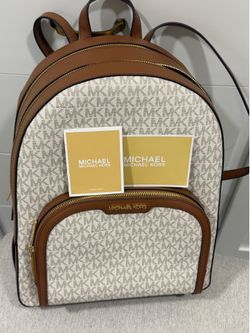 Micheal kors backpack