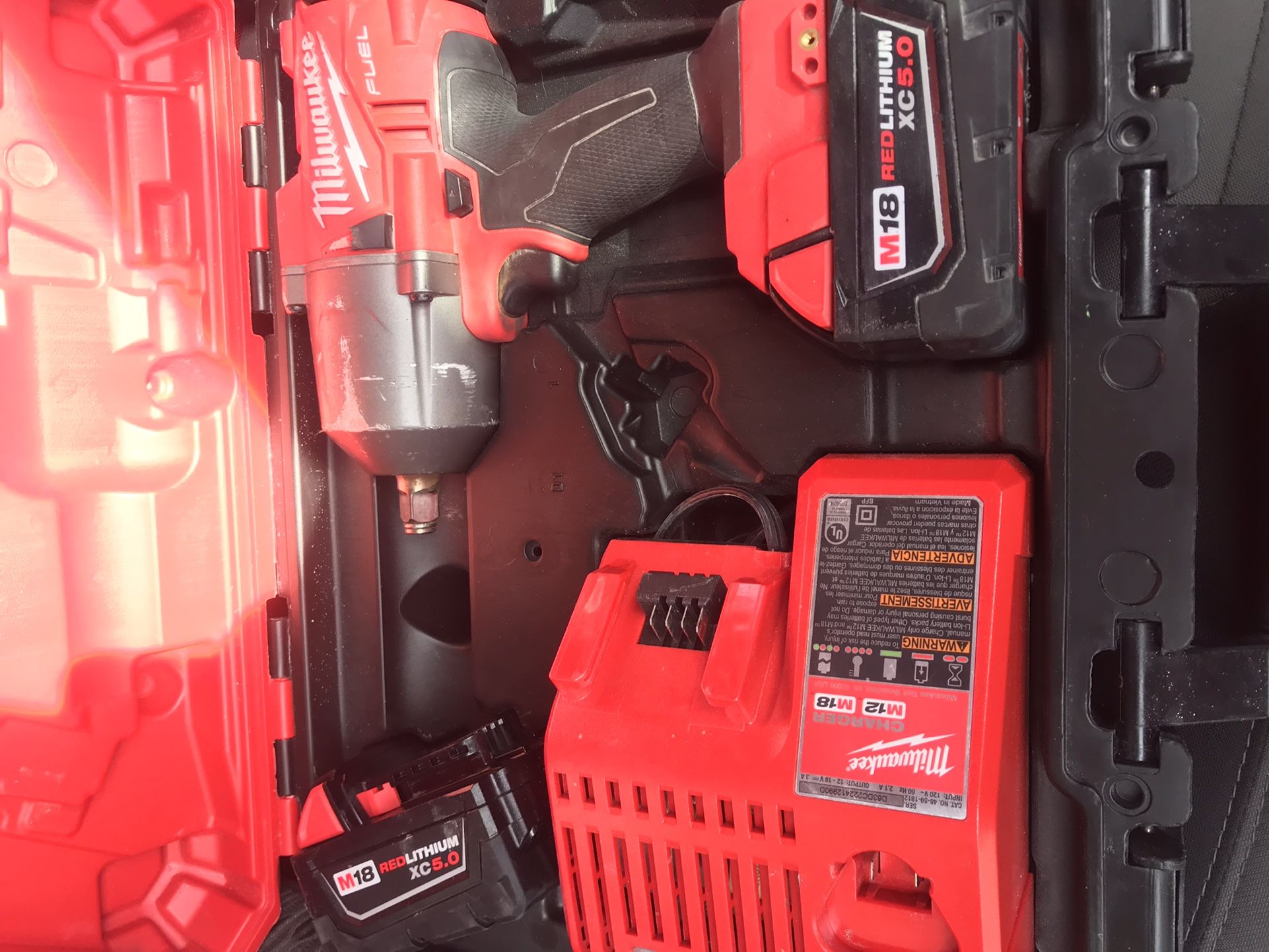 Milwaukee Fuel M18 Impact Wrench With 2 Batteries Charger And Case
