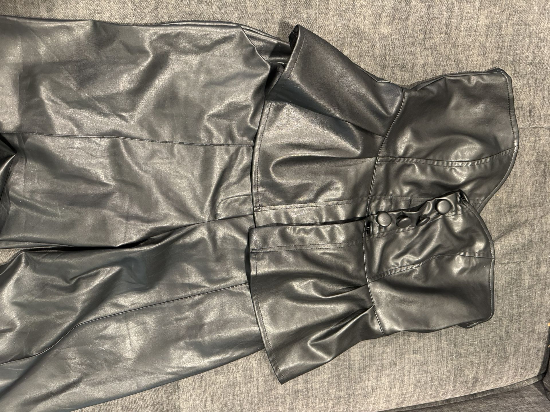 Leather trousers and leather corset