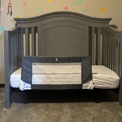 Avalon Crib + Mattress