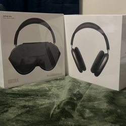 AirPod Maxes