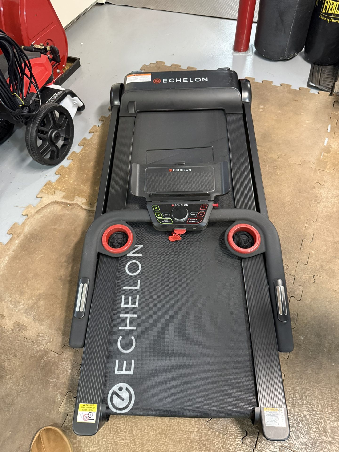 Echelon Stride Sport Smart Exercise Treadmill 1.35 HP