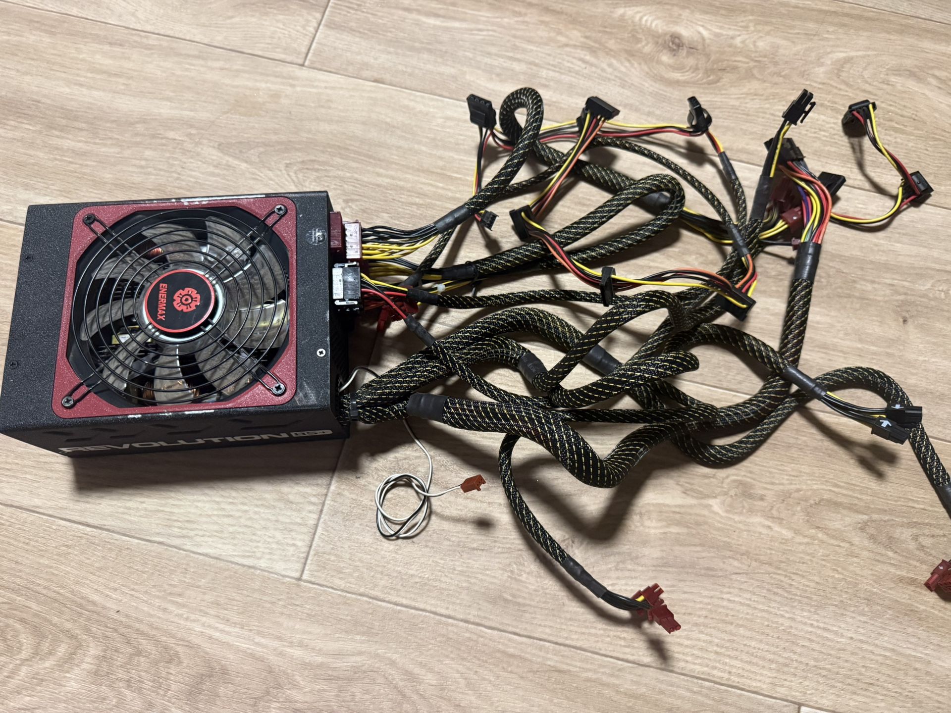 Enermax Revolution 85+ 1050W Power Supply – High-End
