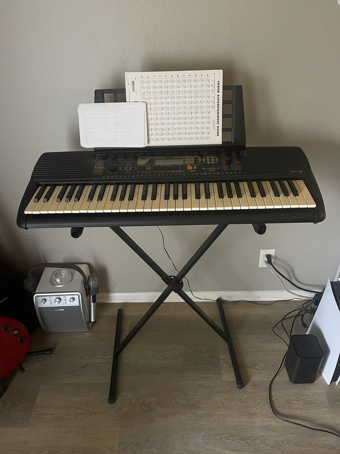 Yamaha PSR-195 Keyboard 