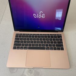 2019/2020 Macbook Air 13 Inch 1.6Ghz 8GB 128GB Gold Like New With Charger 