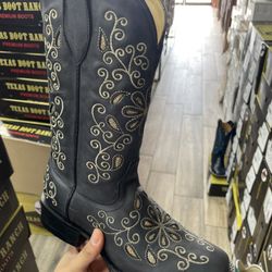 womens western boots