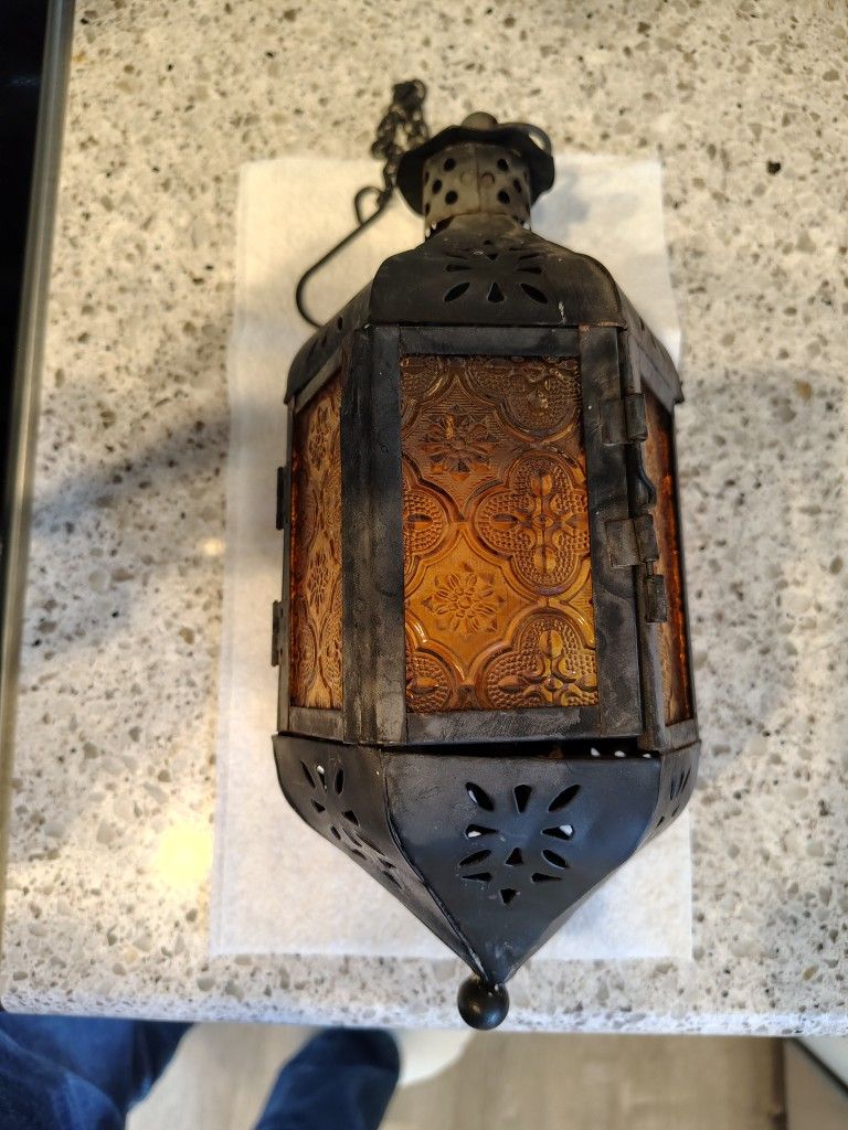 Vintage Moroccan - Style Decorative Metal/Glass Candle Holder Lantern