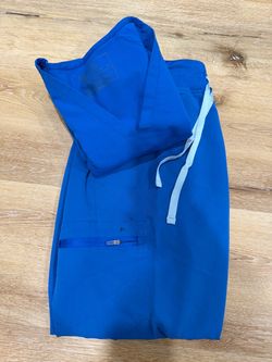 Women’s FIGS Scrub Set - Royal Blue