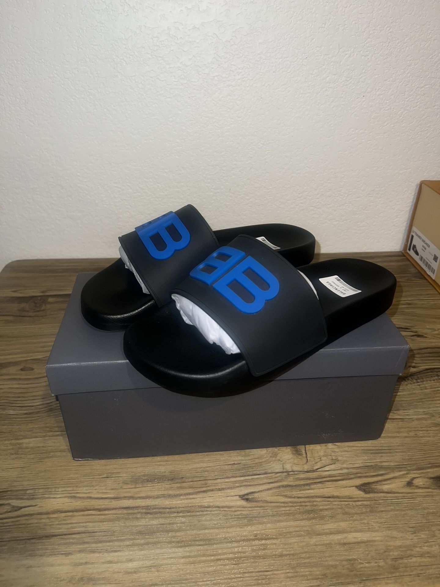 Balenciaga Slides