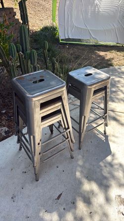 Barstools 20$ for all of them