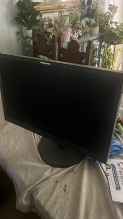 Monitor Lenovo