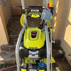3300 PSI 2.5 GPM Cold Water Gas Pressure Washer with Honda GCV200 Engine