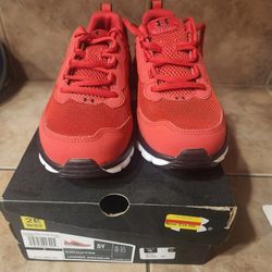 5Y Under Armor Shoes
