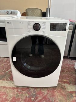 NEW SCRATCH & DENT LG GAS DRYER IN WHITE