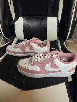 Jordans size 9.5(SEND OFFERS)