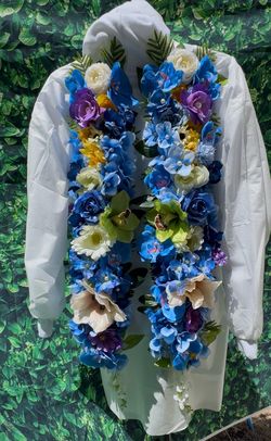 Graduation Flower Lei
