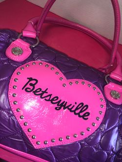 Betseyville Rare Quilted Studded Bag Pink Heart Aquamarine Purple Women’s Accessory