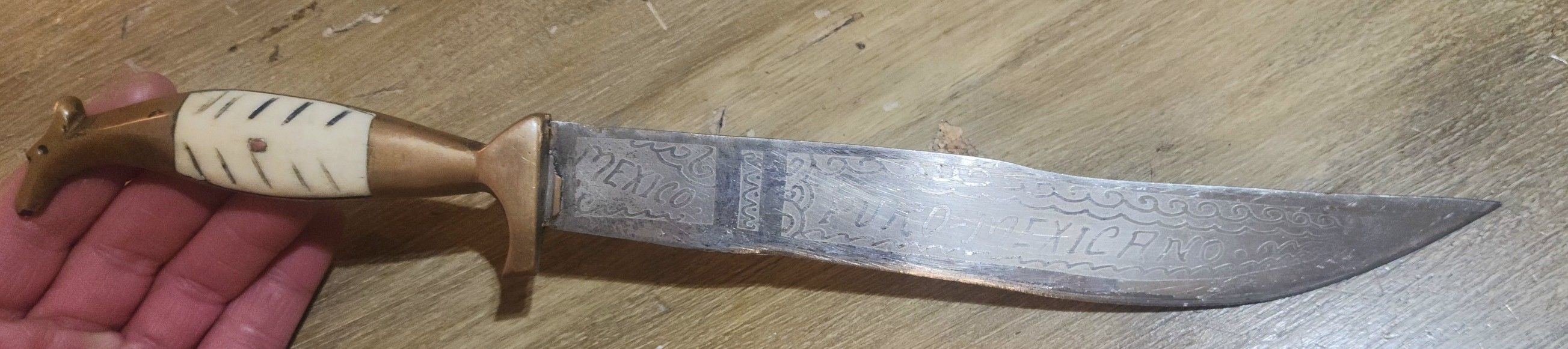 Puro-Mexicano Bowie
