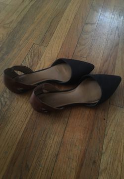 Black and brown flats size 9