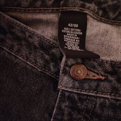 Men's Van Heusen Jeans Size 42/30