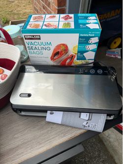 FoodSaver Vacuum Sealer + New Box of Bags – $45 OBO
