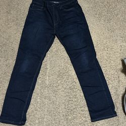 Levi Dark Blue Jeans 34x32 