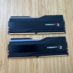 G.SKILL Trident Z5 RGB 32GB (2x16GB) DDR5-7800MHz CL36 Intel XMP 3.0 Desktop RAM Memory