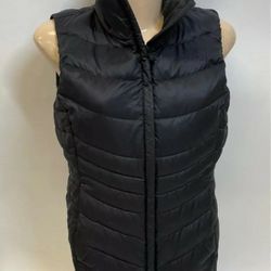 The North Face Women's Black Quilted  Puffer Vest - Size Small