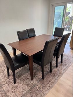 SimpliHome Colby expandable dining table