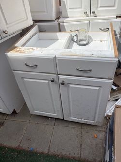 Kitchen cabinets