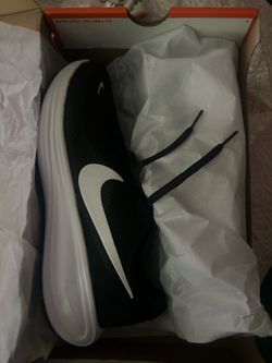 Nike Running Revolution Shoes size 10