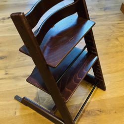 Stokke Tripp Trapp Chair Walnut Brown High Chair