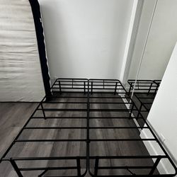 Metal Bed Frame (Quick assembly)