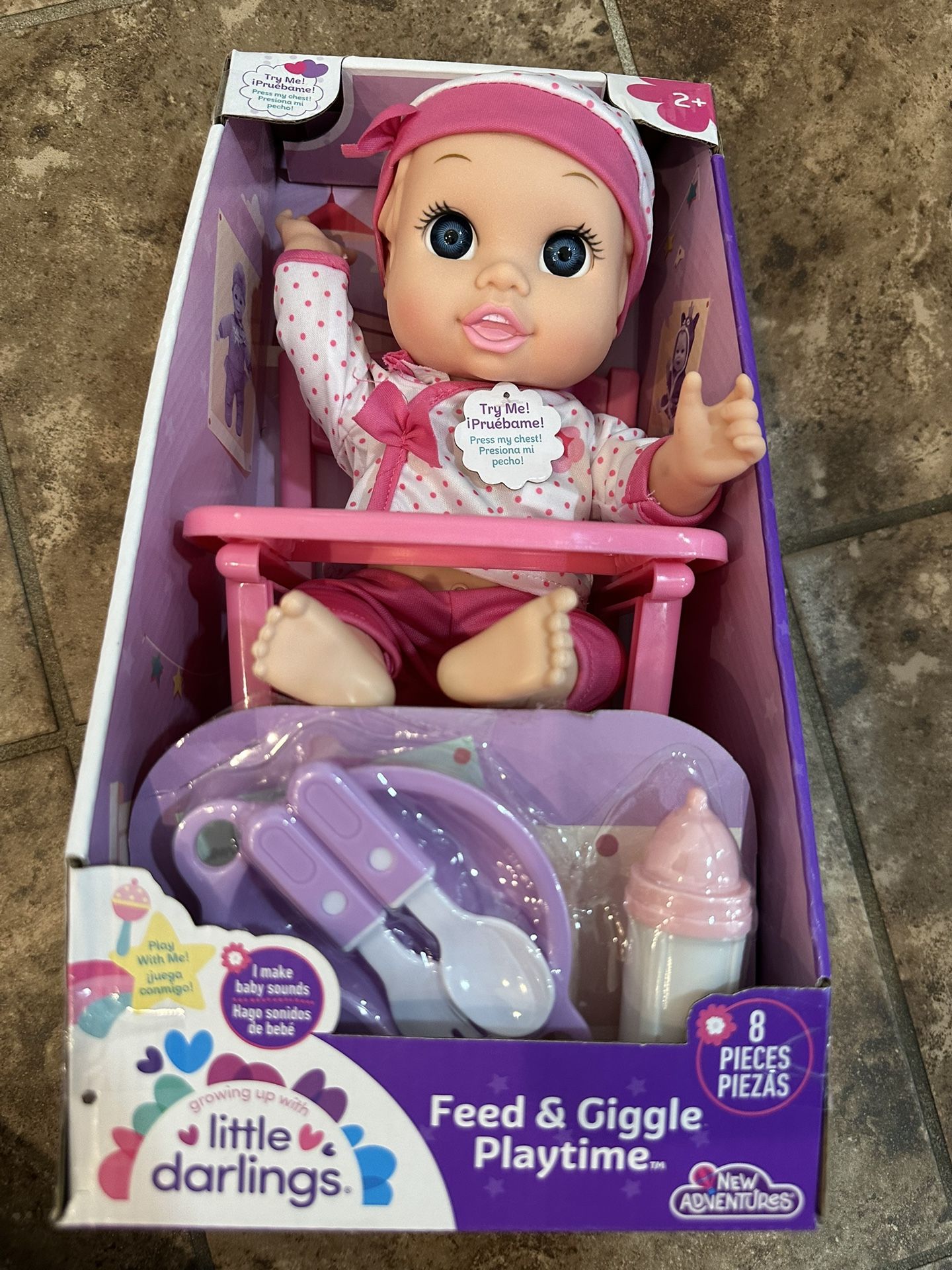 Little Darlings Feed And Giggle Playtime