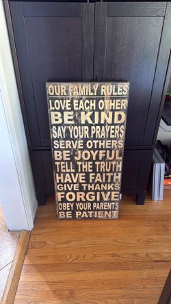 Large Rustic Wooden Family Rules Sign - Farmhouse Wall Decor